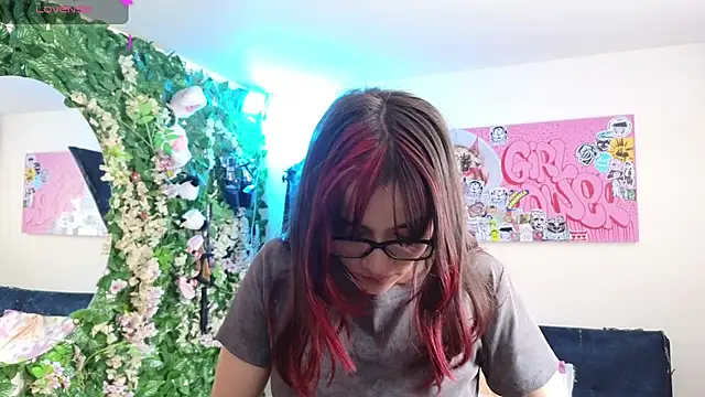 MiaVelvetDoll online show from 7, 3, 2026