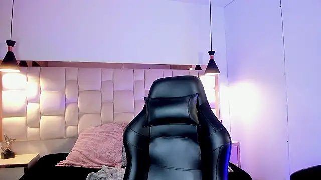 EmmaStonns online show from 24, 3, 2026