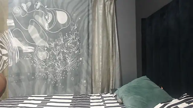 SEXYHUGEASS21 online show from 26, 4, 2026