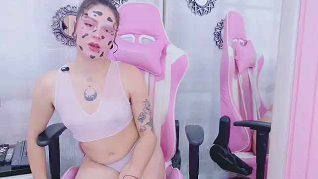 AtheneaCross online show from 17, 10, 2025