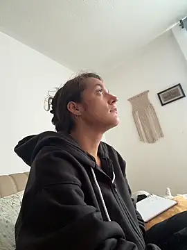 Sophia House  online show from 7, 6, 2026