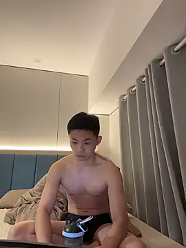 Snapshot of jensenyep chatting on 3, 12, 2025 jensenyep online show from 3, 12, 2025