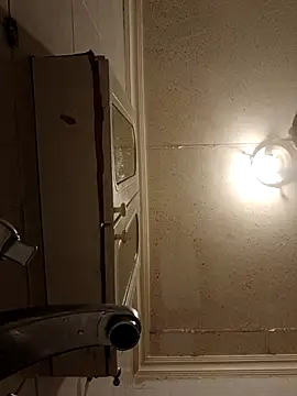 Snapshot of DarkQueen_94 chatting on 8, 11, 2025 DarkQueen 94 online show from 8, 11, 2025