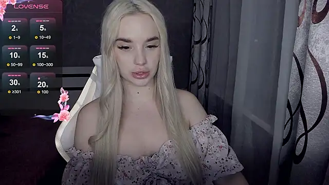 KiraKrox online show from 18, 2, 2026