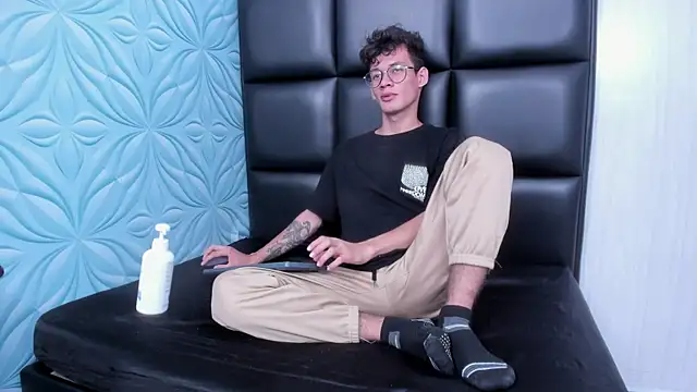 LittleMax23 online show from 29, 11, 2025