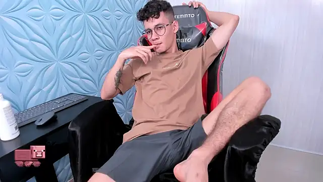 LittleMax23 online show from 22, 10, 2025