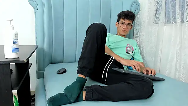 LittleMax23 online show from 27, 11, 2025