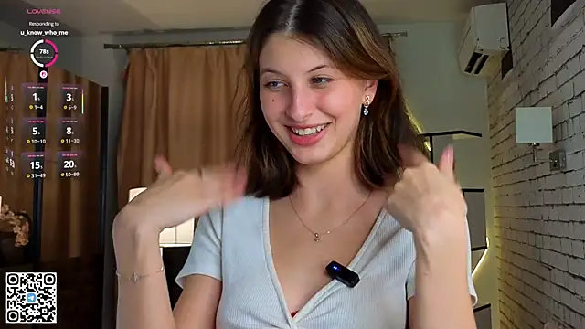 LorinaMaffitt online show from 21, 9, 2025