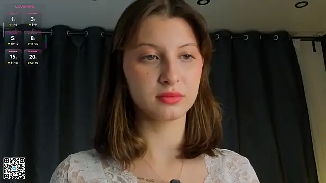 LorinaMaffitt online show from 11, 11, 2025