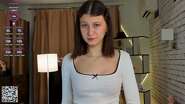 LorinaMaffitt online show from 20, 9, 2025