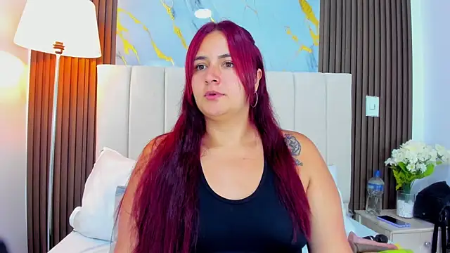 Victoria Guzman online show from 27, 4, 2026