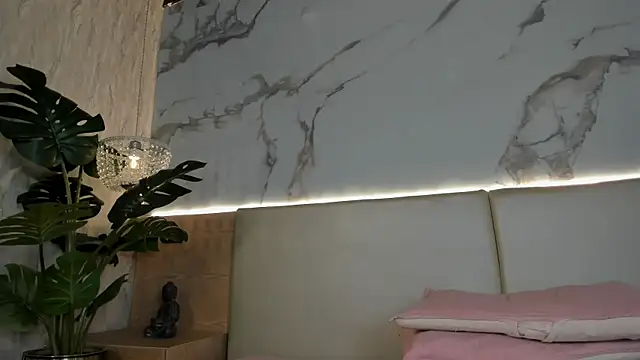 Celeste-Evanns online show from 17, 11, 2025