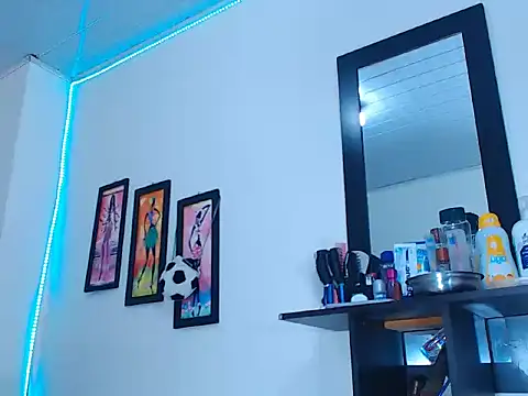 natashat lorent online show from 7, 2, 2026