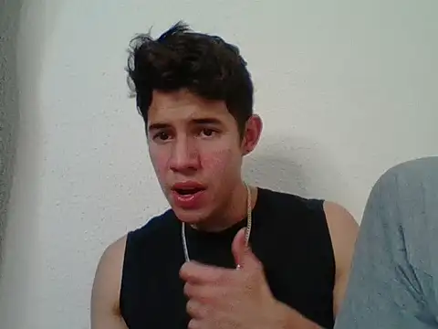 Maxtaylor18 online show from 17, 10, 2025