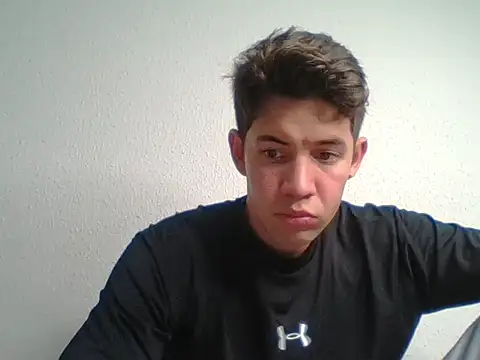 Maxtaylor18 online show from 8, 10, 2025