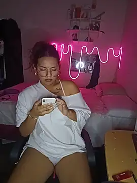 SoftLady S33 online show from 23, 3, 2026