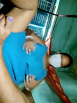 pujaroy363534 online show from 18, 9, 2025