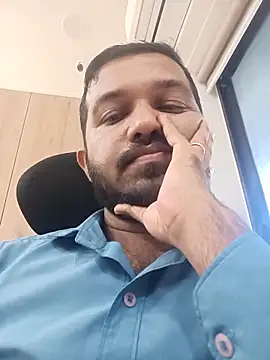 Snapshot of VJ17 chatting on 2, 3, 2026 VJ17 online show from 2, 3, 2026