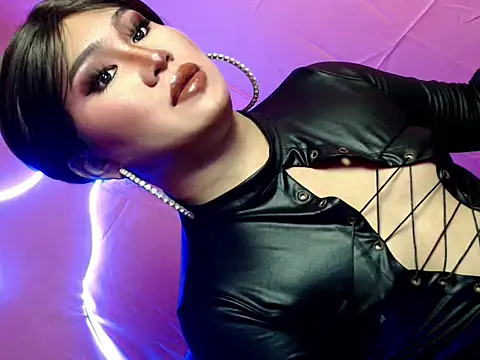 Snapshot of pretty_lassy chatting on 19, 12, 2025 pretty lassy online show from 19, 12, 2025