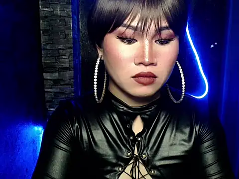 Snapshot of pretty_lassy chatting on 21, 10, 2025 pretty lassy online show from 21, 10, 2025