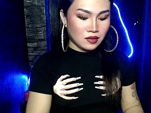 Snapshot of pretty_lassy chatting on 13, 10, 2025 pretty lassy online show from 13, 10, 2025