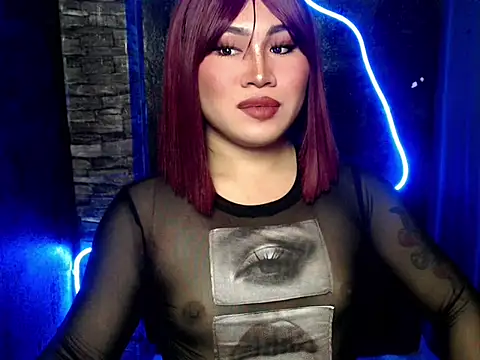 Snapshot of pretty_lassy chatting on 12, 10, 2025 pretty lassy online show from 12, 10, 2025