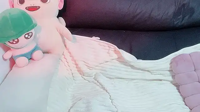 LINNIE05 online show from 9, 1, 2026