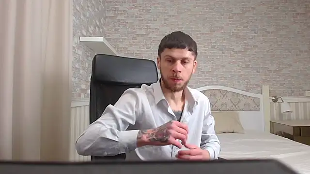 JonahShaw online show from 10, 4, 2026