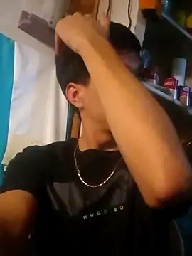 LUISSLEONN0958 online show from 30, 9, 2025