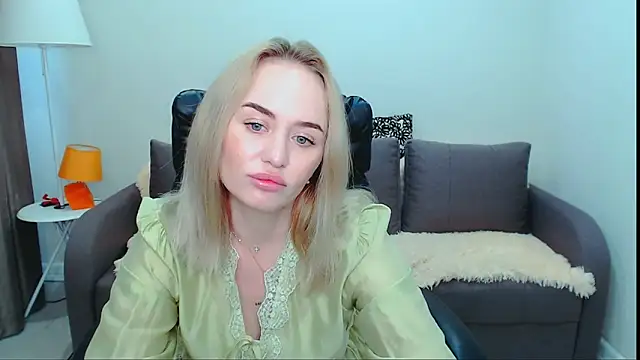 LiluMoon   online show from 17, 5, 2026