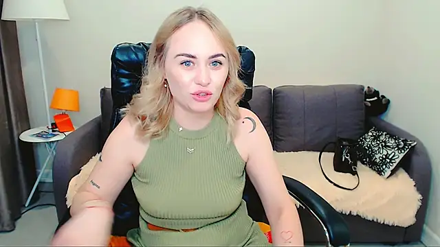 LiluMoon   online show from 16, 6, 2026