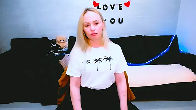 LiluMoon   online show from 22, 4, 2026
