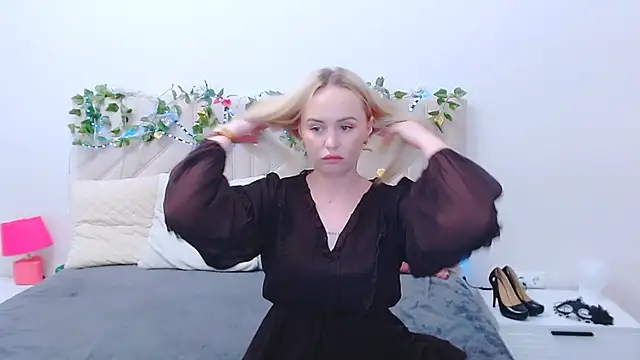 LiluMoon   online show from 21, 4, 2026