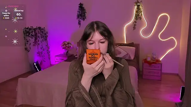 Lisa Blossom online show from 4, 6, 2026
