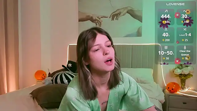 Lisa Blossom online show from 30, 10, 2025