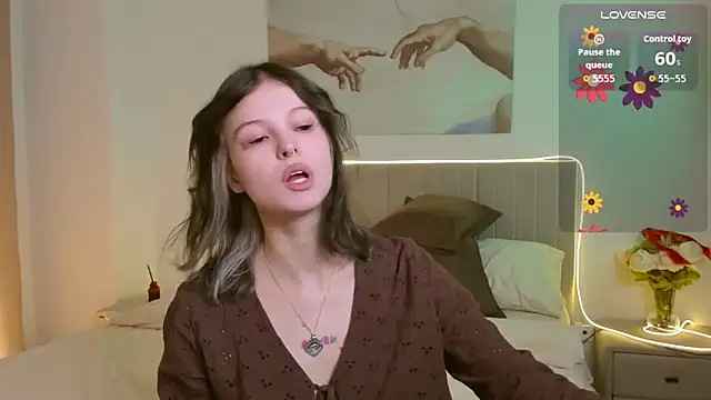 Lisa Blossom online show from 1, 10, 2025