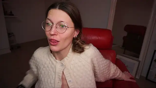 Scorpion Peach online show from 15, 11, 2025