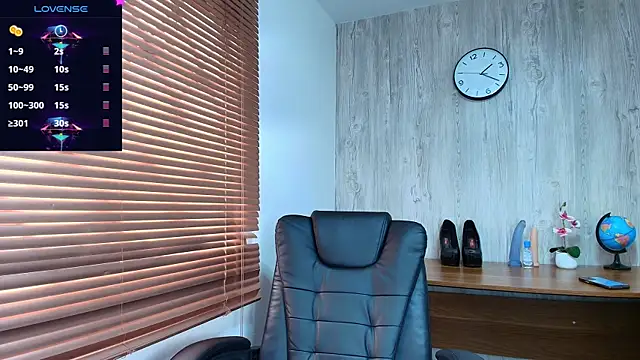 ArianaBeake online show from 8, 9, 2025