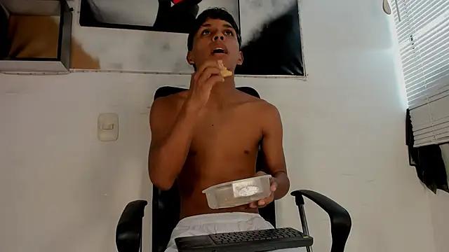 tyler twink boy online show from 10, 9, 2025