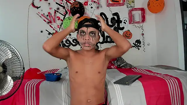 tyler twink boy online show from 31, 10, 2025