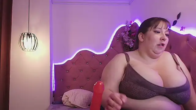  Emily rosee  online show from 5, 1, 2026