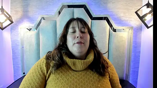  Emily rosee  online show from 28, 10, 2025