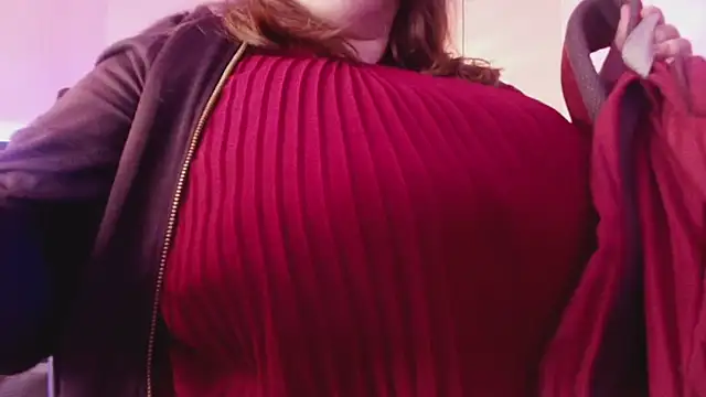  Emily rosee  online show from 11, 11, 2025