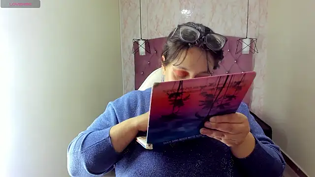  Emily rosee  online show from 2, 10, 2025