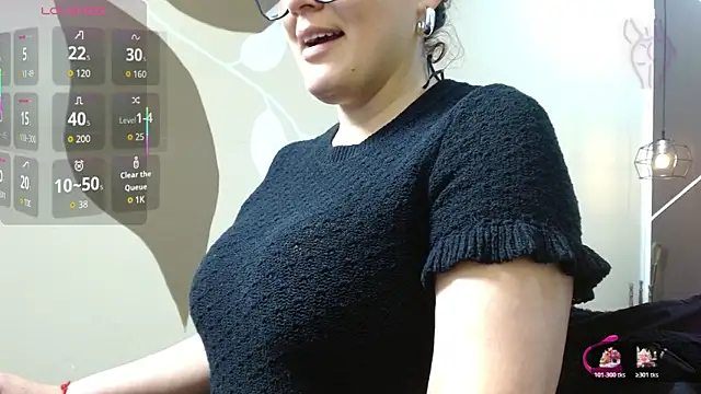 ScarletHott  online show from 28, 11, 2025