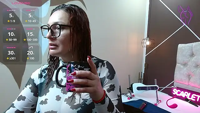 ScarletHott  online show from 23, 11, 2025