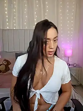Snapshot of AriadnaTaylor chatting on 24, 4, 2026 AriadnaTaylor online show from 24, 4, 2026