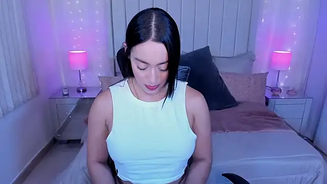 AriadnaTaylor online show from 16, 3, 2026