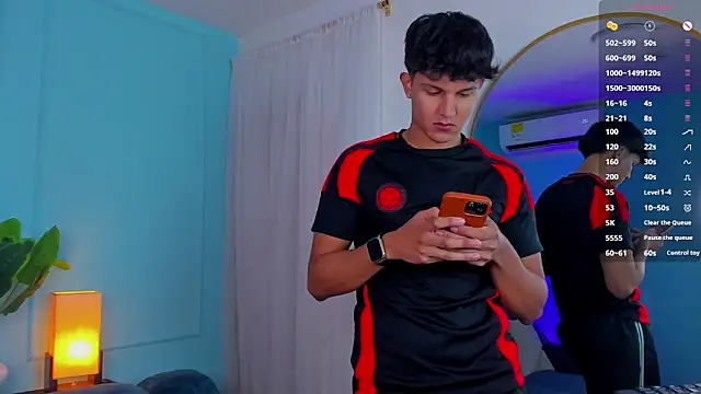 Snapshot of Leo_Savage_ chatting on 1, 2, 2026 Leo Savage online show from 1, 2, 2026