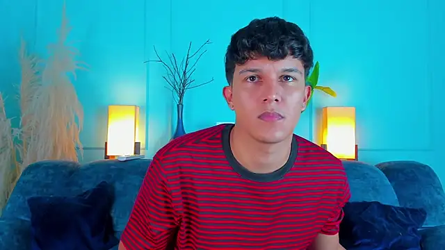 Leo Savage  online show from 4, 3, 2026